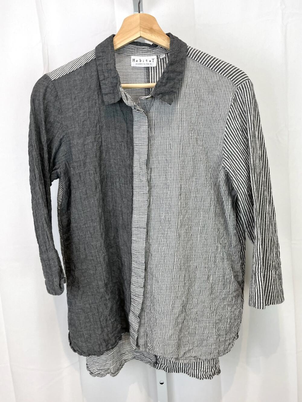 HABITAT Size XS Colorblock Stripe Button Up Shirt 3/4 Sleeve Crinkle Cotton Gray